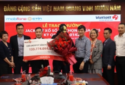 Nam thanh niên Khánh Hòa kiên trì mua dãy số từ sinh nhật và biển số xe suốt 2 năm, trúng Vietlott hơn 133 tỷ đồng